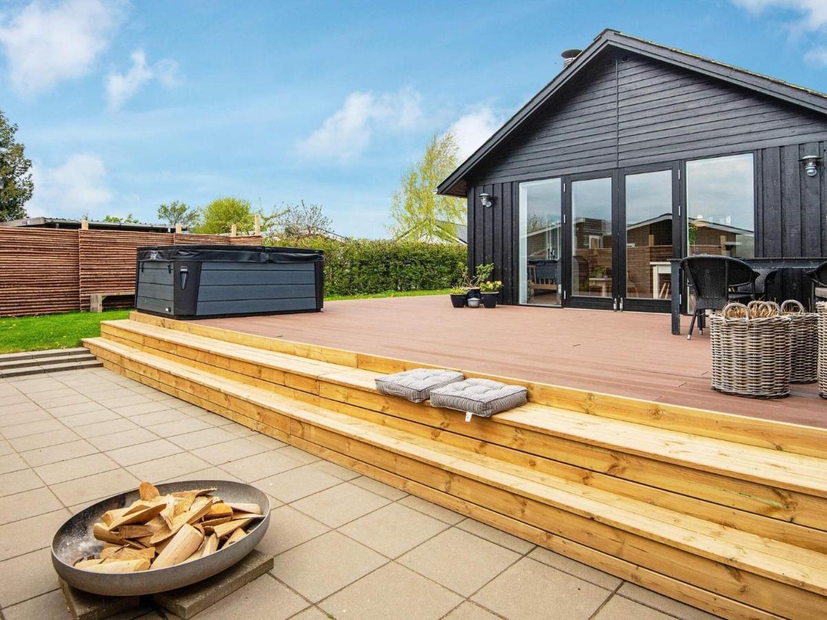 4 Person Holiday Home In Haderslev Exterior photo